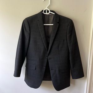 Marc New York size 14 boys suit. Excellent condition.